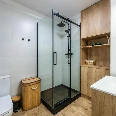 Sliska 3 -200M Od Dworca Centralnego, 100 Metrow Od Zlotych Tarasow - Wifi -Smart Tv 55 Cali - Better Rental Warszawa Eksteriør bilde